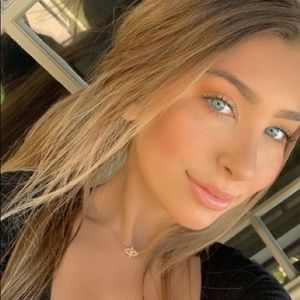 Meet your Posher, Isabela